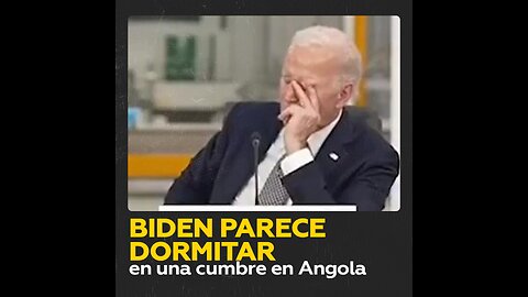 Biden se queda dormido en una reunión con líderes africanos