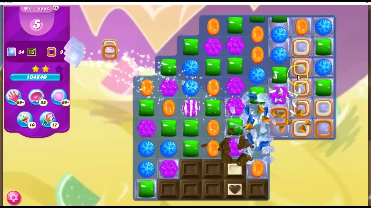 Candy Crush Level 3945 Talkthrough, 17 Moves 0 Boosters