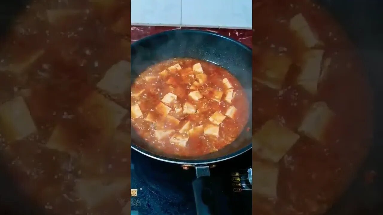 麻婆豆腐 Mapo tofu is a famous dish in Sichuan