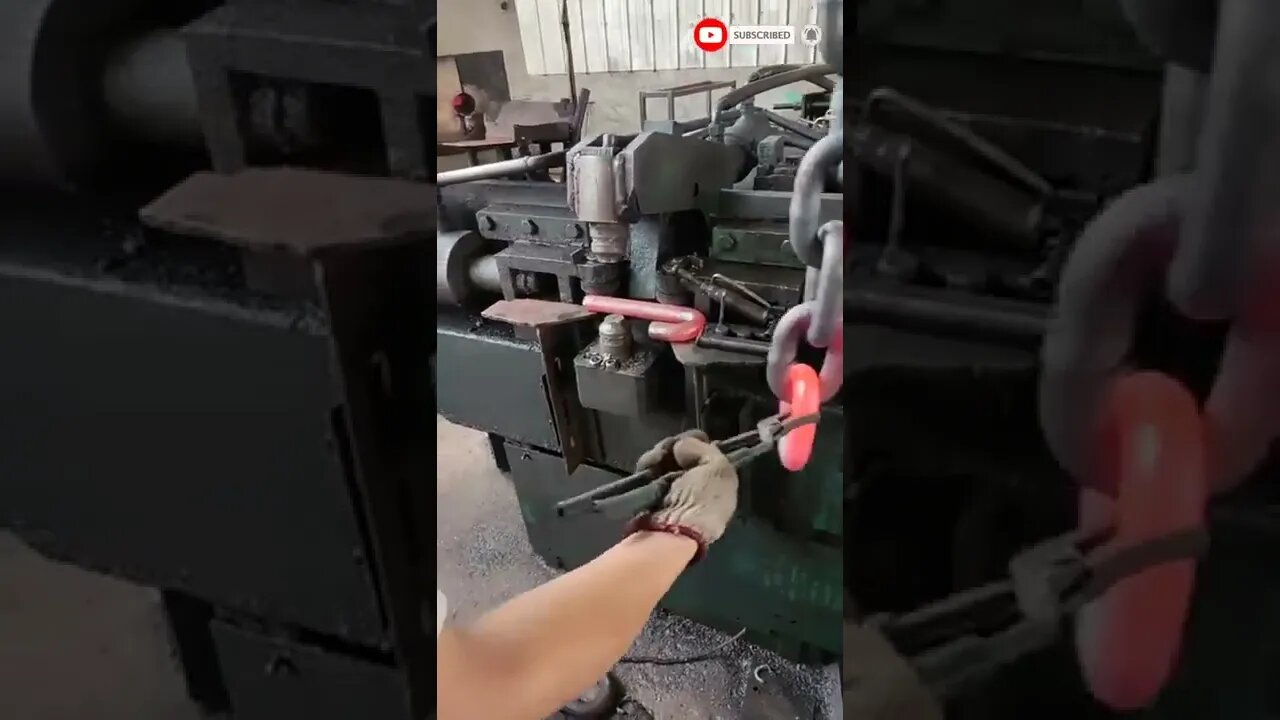 Factory work 😯 big iron chain making 😯 #shorts #viral #factories #youtubeshorts