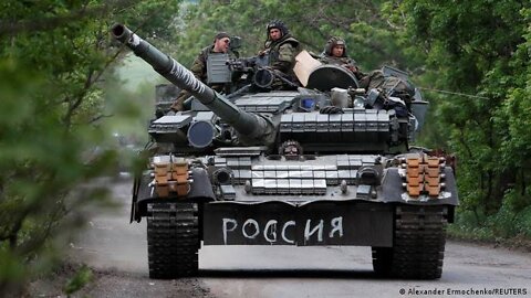 Ukrainians In Russian - Occupied Areas Told To Be Ready To Fight For Russia