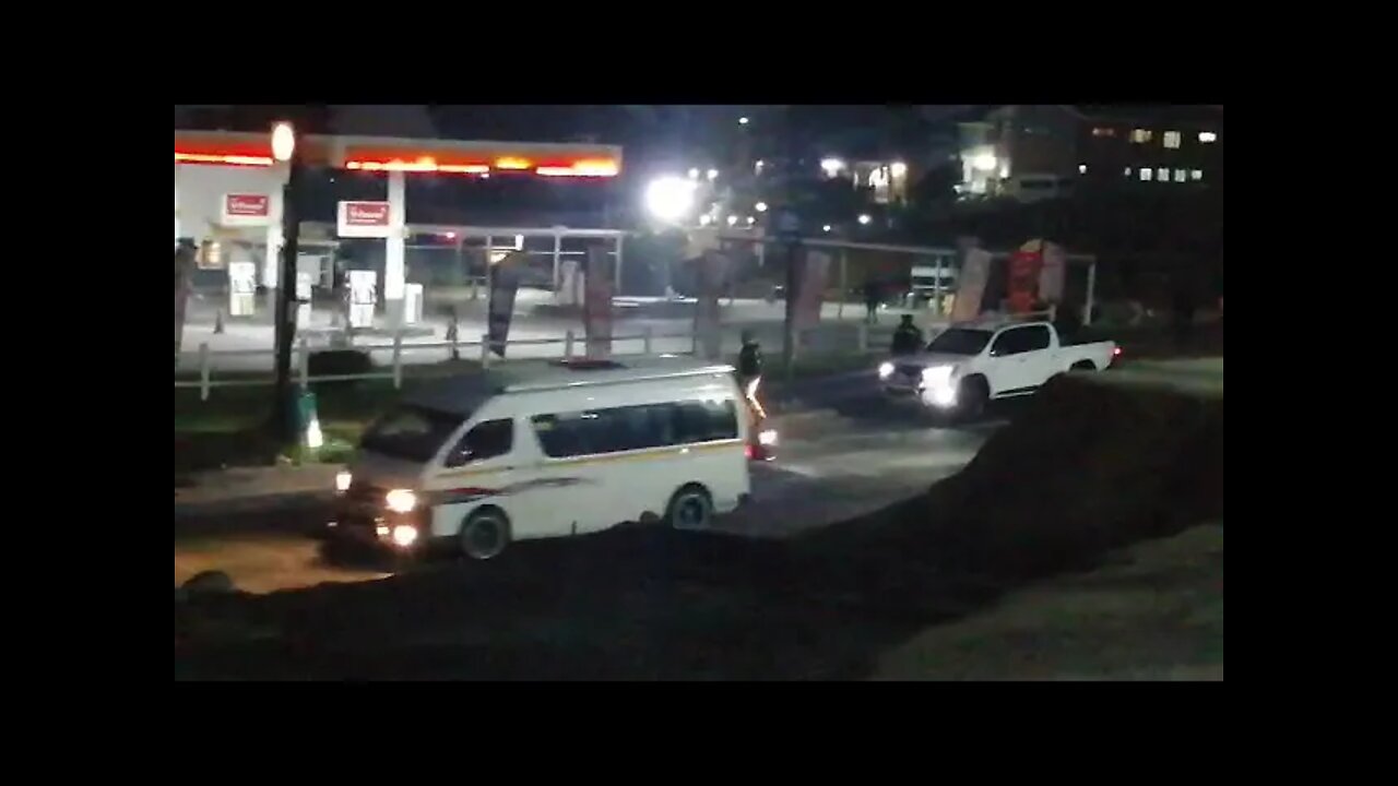 Violence Erupts in SA (12/07/2021)(2)