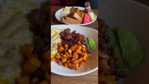 Breakfast at The Arms in Halifax