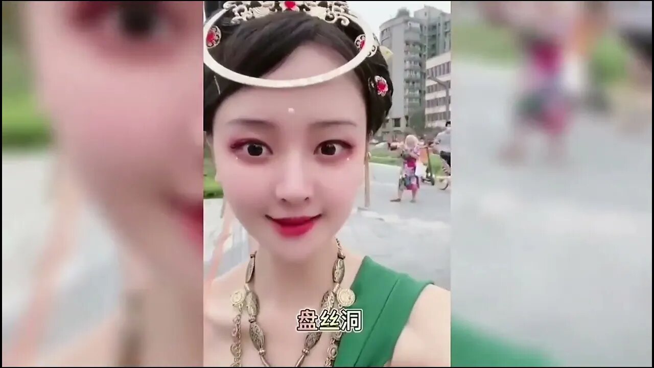 【每日笑星】爱上大学女老师是什么样的体验？表白后她的反应太逗了！