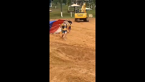 underwater paraglide 🤣🤣