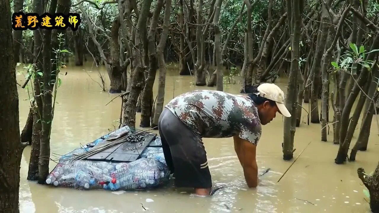 7: The Amazonian swamp forest, the environment is so harsh that people s scalp is numb