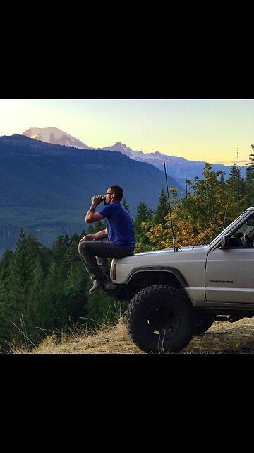 Cascade mountains, jeep camping trip.