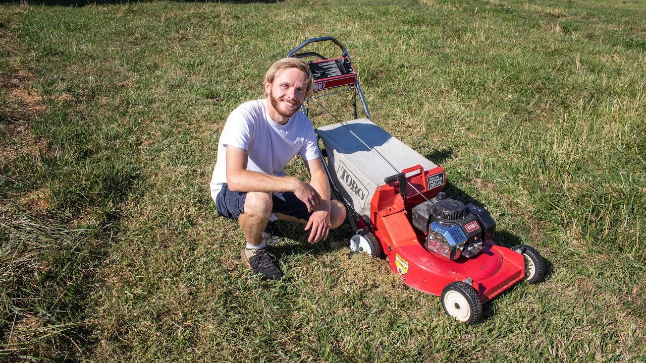Toro Suzuki 2 Stroke Push Mower Revival | Sounds Like a Chainsaw! |