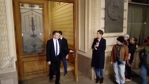 Domnul Iohannis fuge de presa