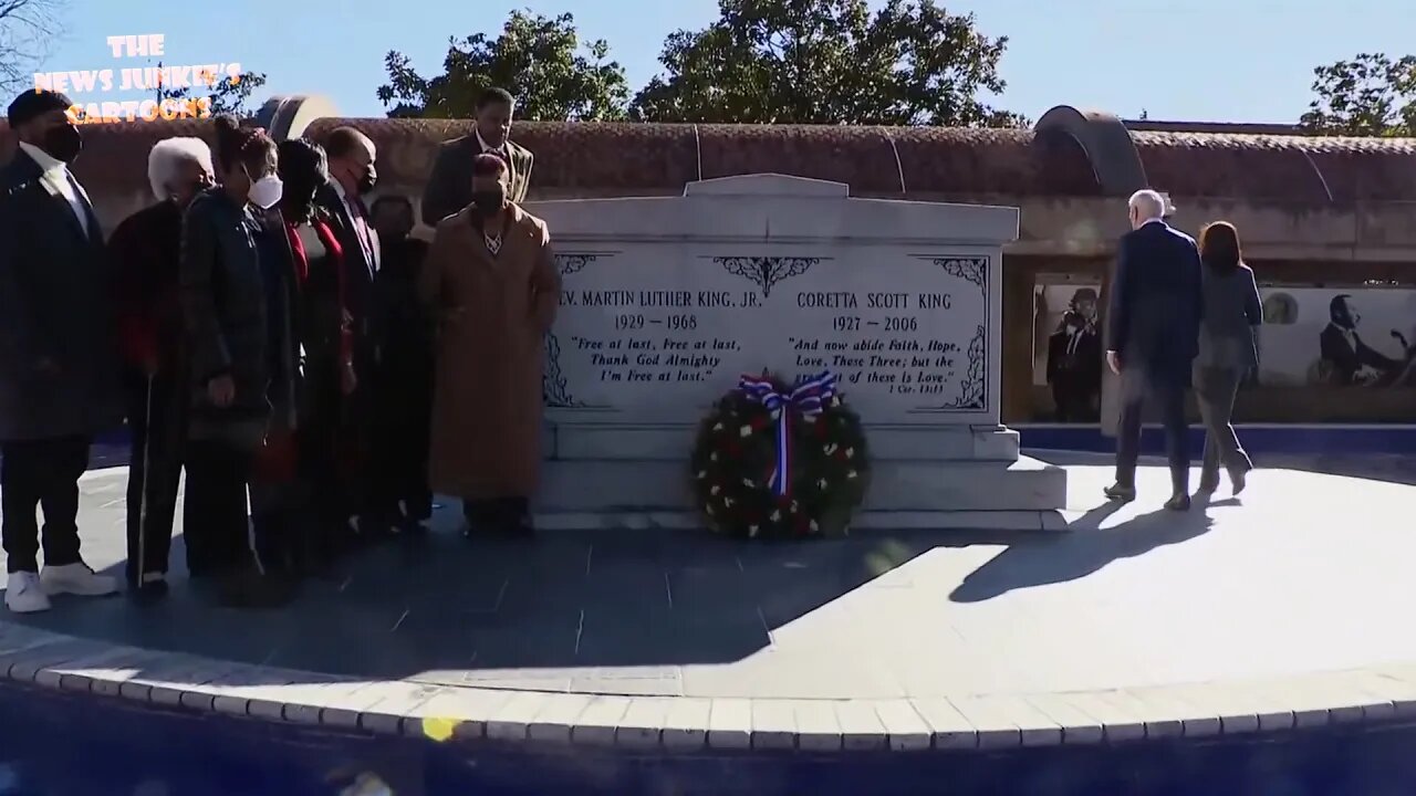 Biden and VP Harris visit MLK Jr. crypt.