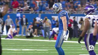 Aidan Hutchinson grabs another monthly honor, adding to case for NFL defensive rookie of the year