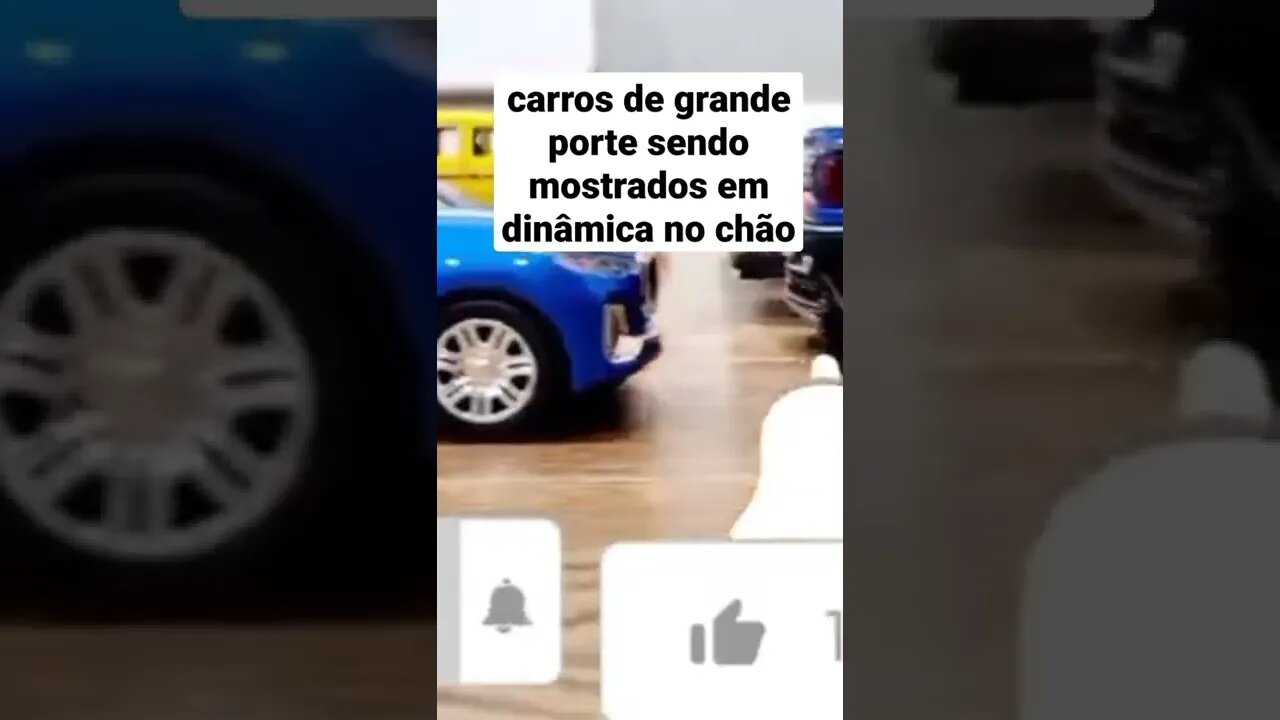 carros de grande porte sendo mostrados em dinâmica no chão#shorts #short #carros #diecastcars