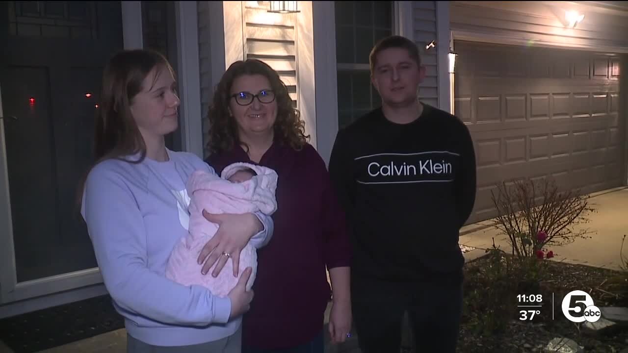 Medina police officer honored for her quick response in delivery of baby girl