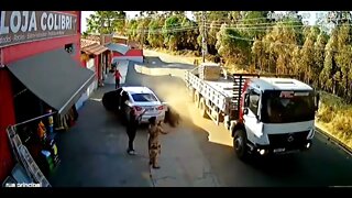 #01CAMERAS - SEE WHAT HAPPENS AND SUBSCRIBE HELP ME POST MORE VIDEOS A DAY - #LéoSócrates