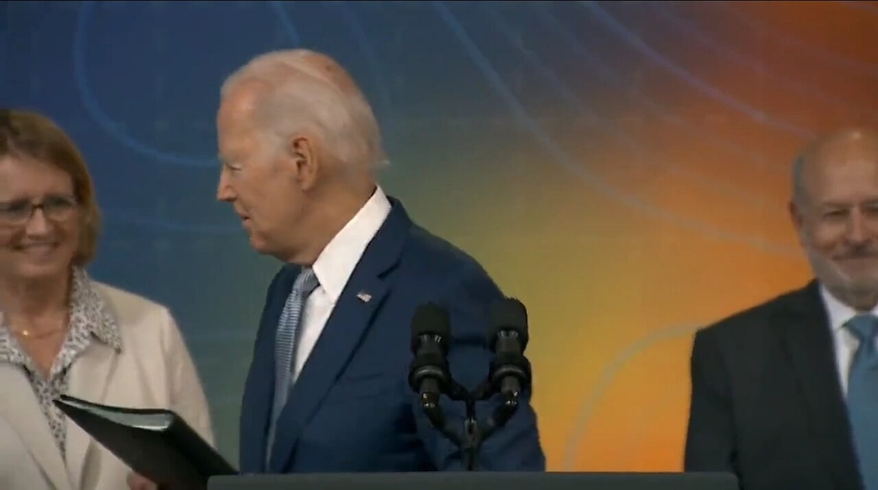 Biden Ignores Question If He’d Pardon Hunter Biden