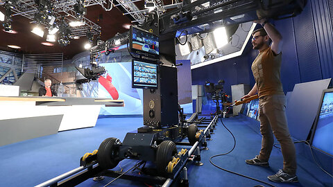 Germany vs Russia: Media Showdown!