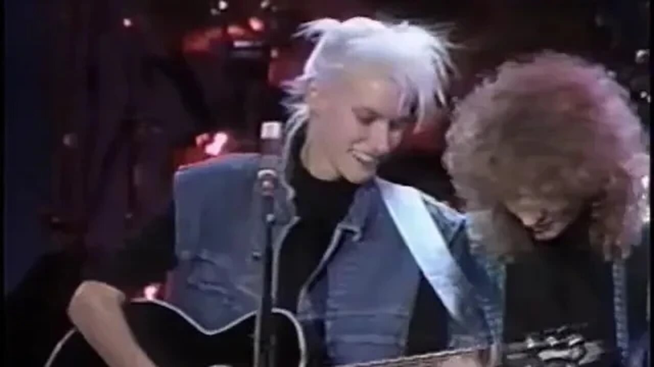 'Til Tuesday - Aimee Mann - "When He Puts His Head Down" - Unreleased Track - Live - 1987