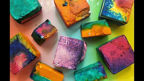 Rainbow colored rouded dusty gymchalk asmr crush |gym chalk today