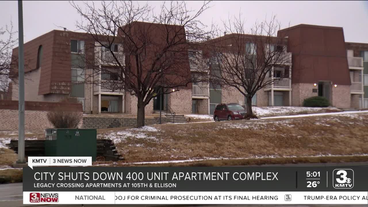 Severe code violations displace Omaha apartment complex residents