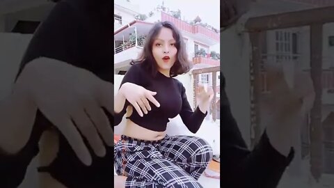 Didi ko Tiktok video kasto chha Comment ma bhannu hola hai🤣🤣🤣🤣