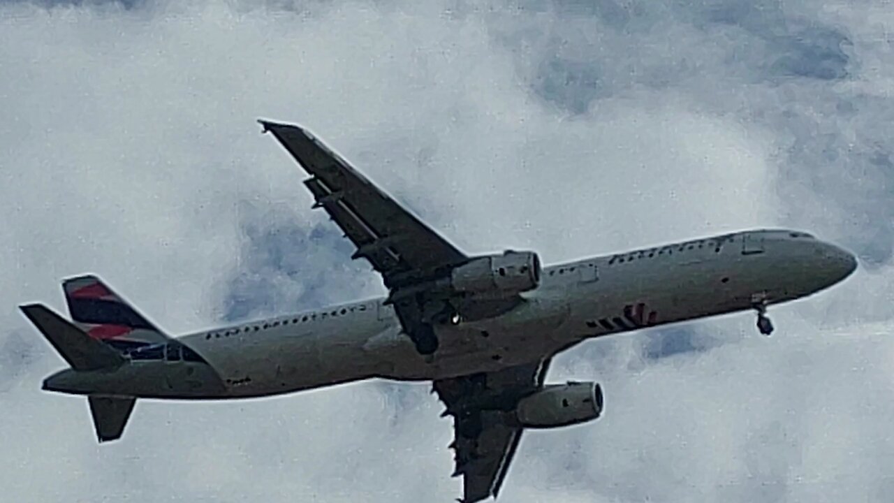 Airbus A321 PT-MXD vindo de Guarulhos para Fortaleza,A321 PT-MXD coming from Guarulhos to Fortaleza