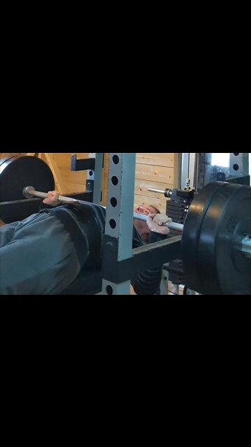 FIRST TIME trying out The PAUSED LARSEN PRESS 100 Kgs HEAVY SINGLE