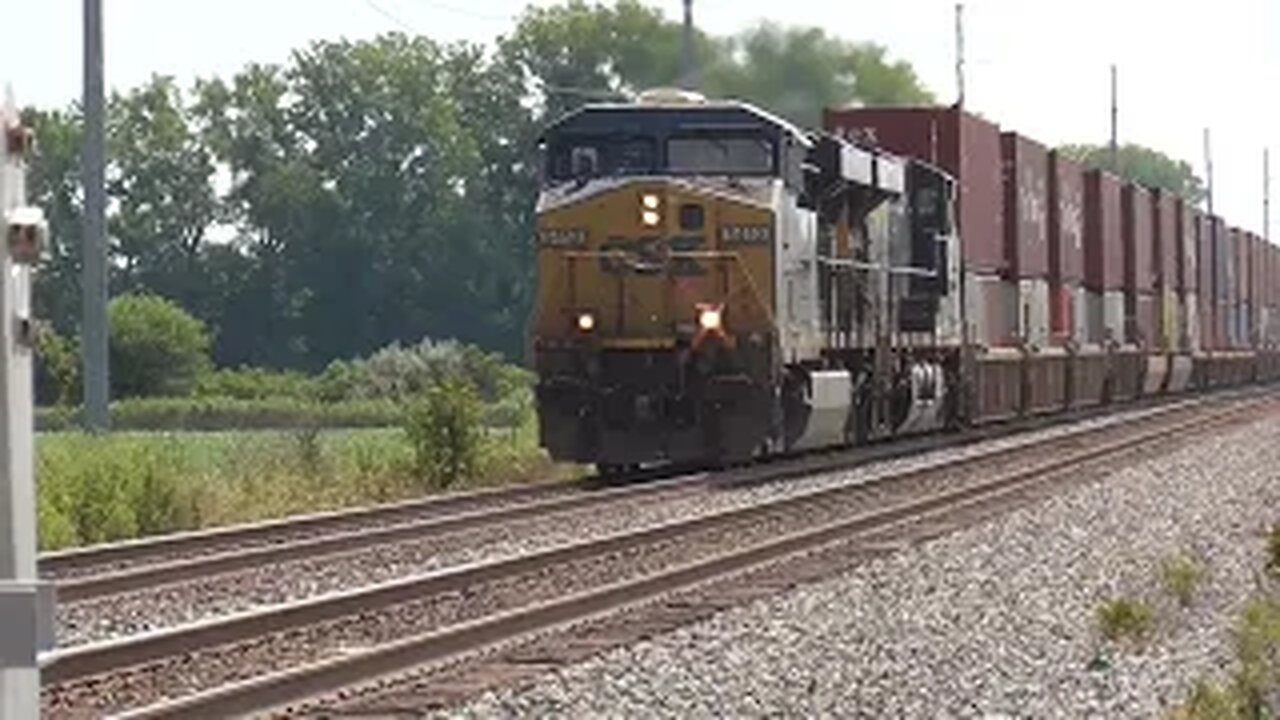 CSX I161 Intermodal Double-Stack Train from Bascom Ohio July 25, 2022