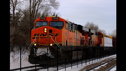 BNSF Manifest Loads of Tank Cars | Staples Subdivision