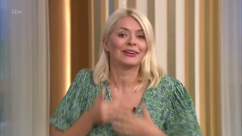Holly Willoughby - Short Dress - STW - 20220628