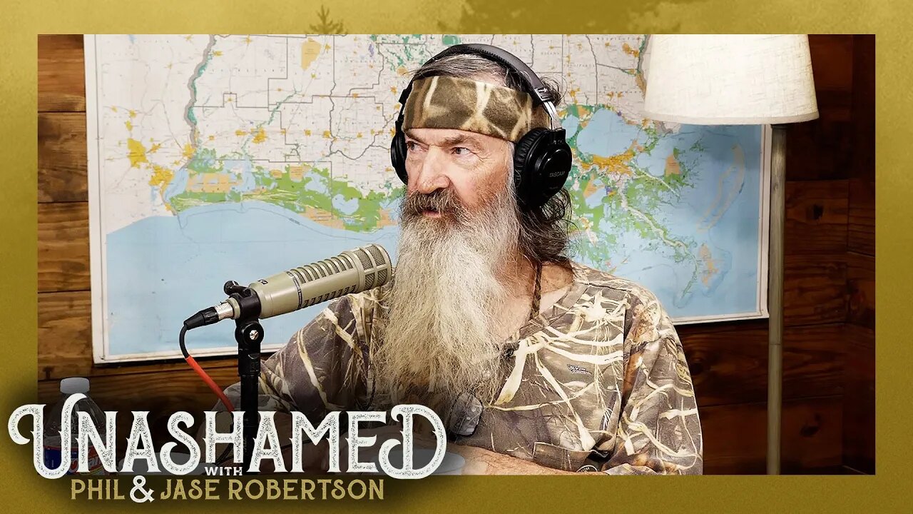 How Phil Robertson Found Himself Trapped in the Middle of the Ocean