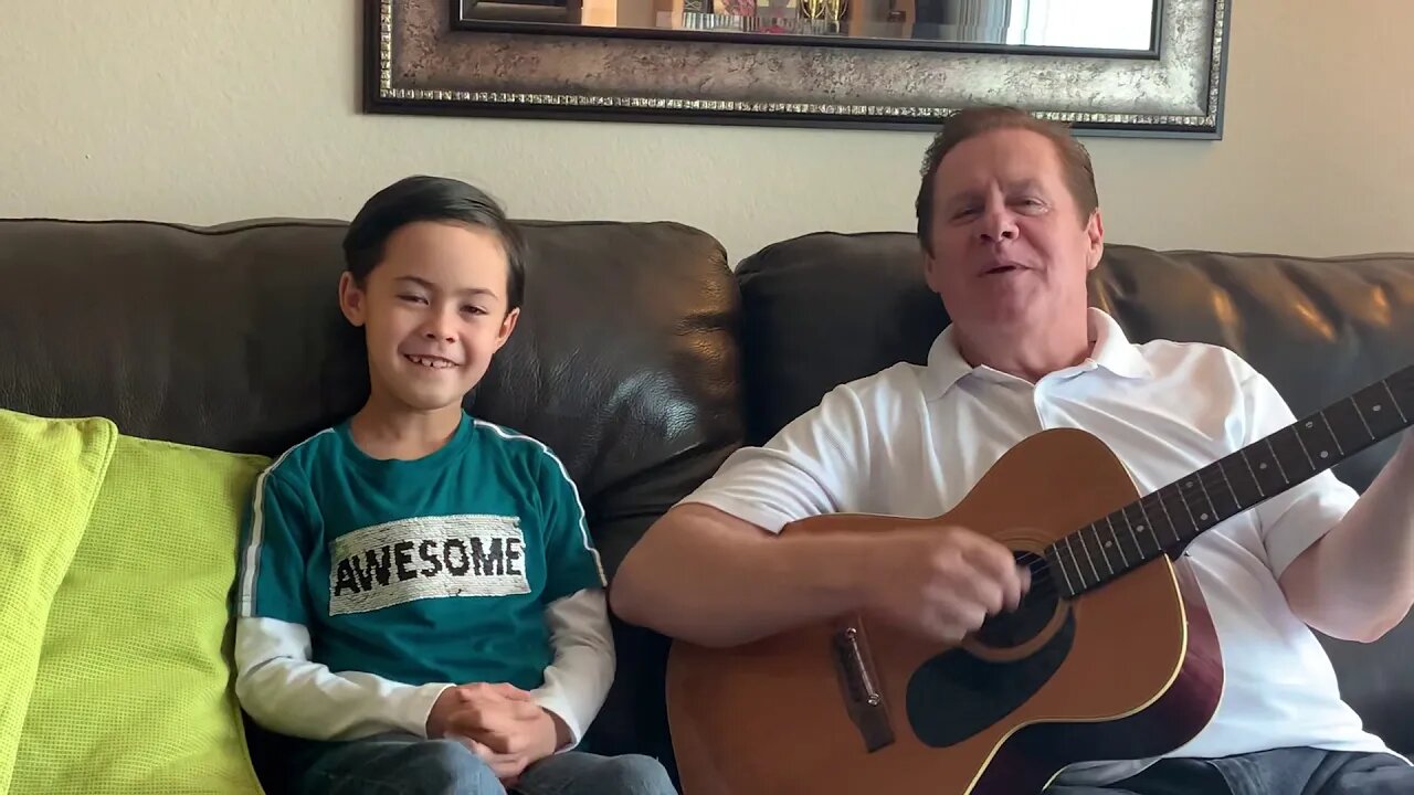 Daddy and The Big Boy (Ben McCain and Zac McCain) Episode 101 Frank Traynor and Zuru X Shot Fury 4