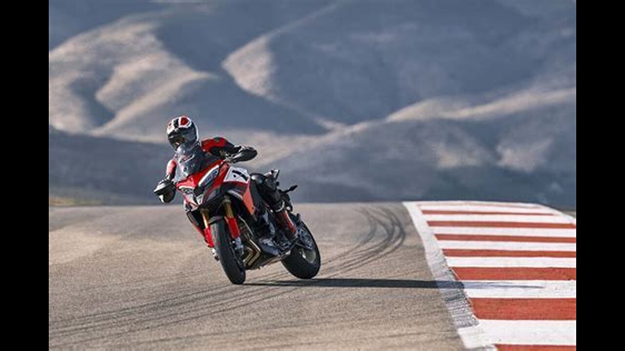 2022 ducati multistrada v4 pikes peak