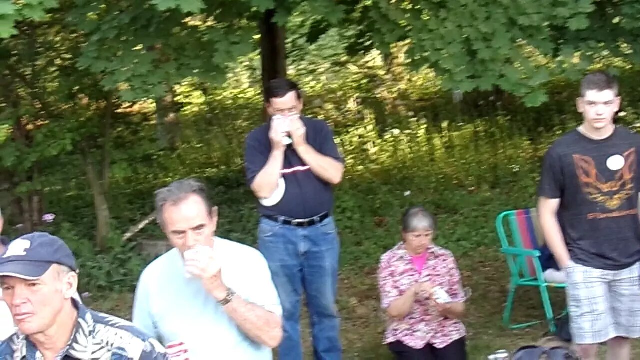 A Pan of the crowd a the Ted Cruz Andover Barn event 5-30-2015
