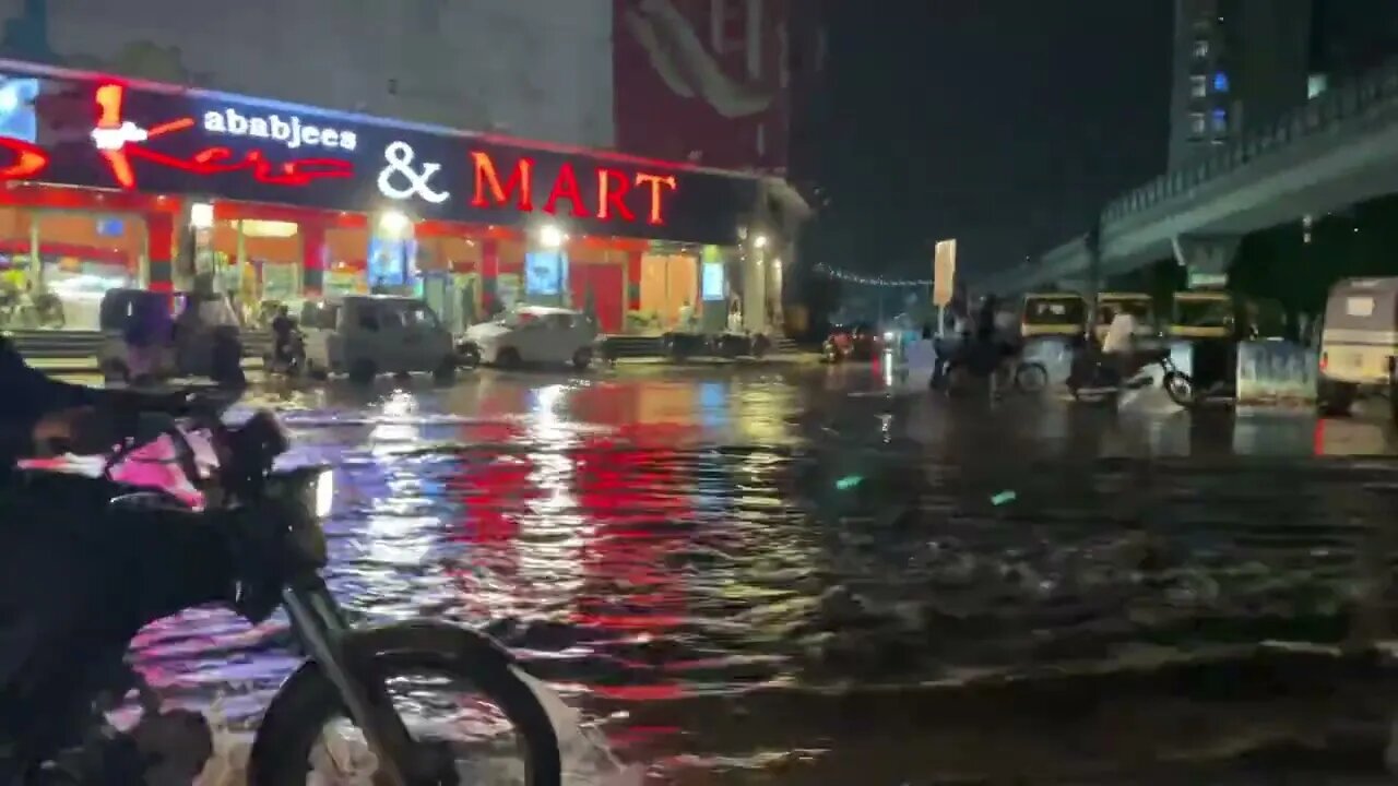 ON OUR WAY TO THE CRUSADE IN PAKISTAN: FLOODS EVERYWHERE