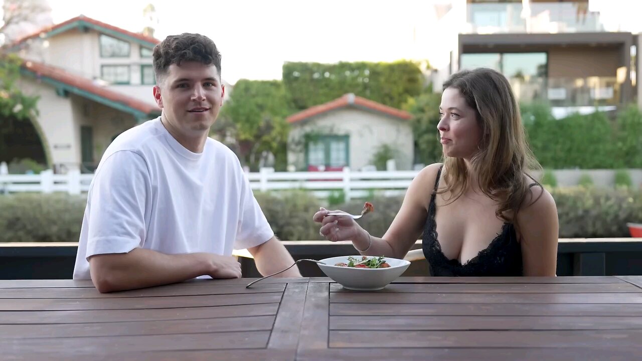 Letting Celebrities to taste and rate my food