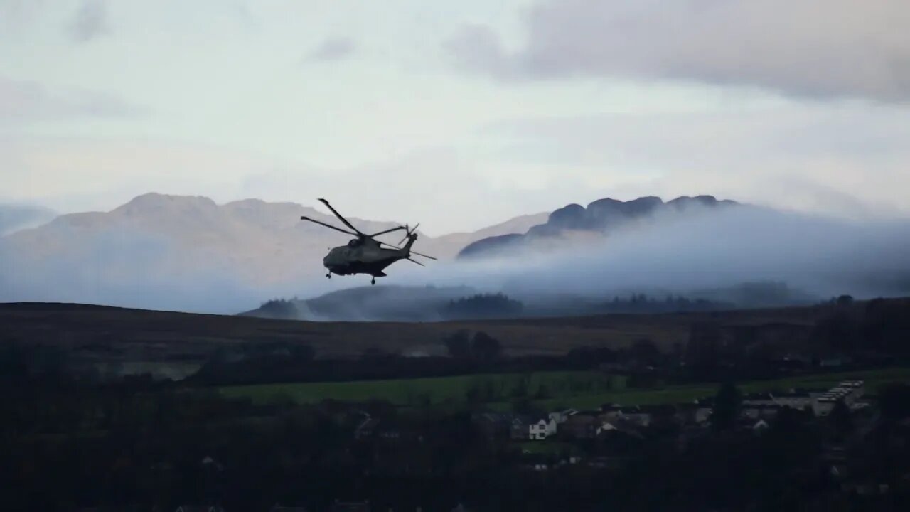 Timelapse, Fog and Military Helicopters...