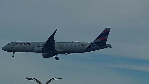 Airbus A321 PT-XPN coming from Guarulhos to Manaus