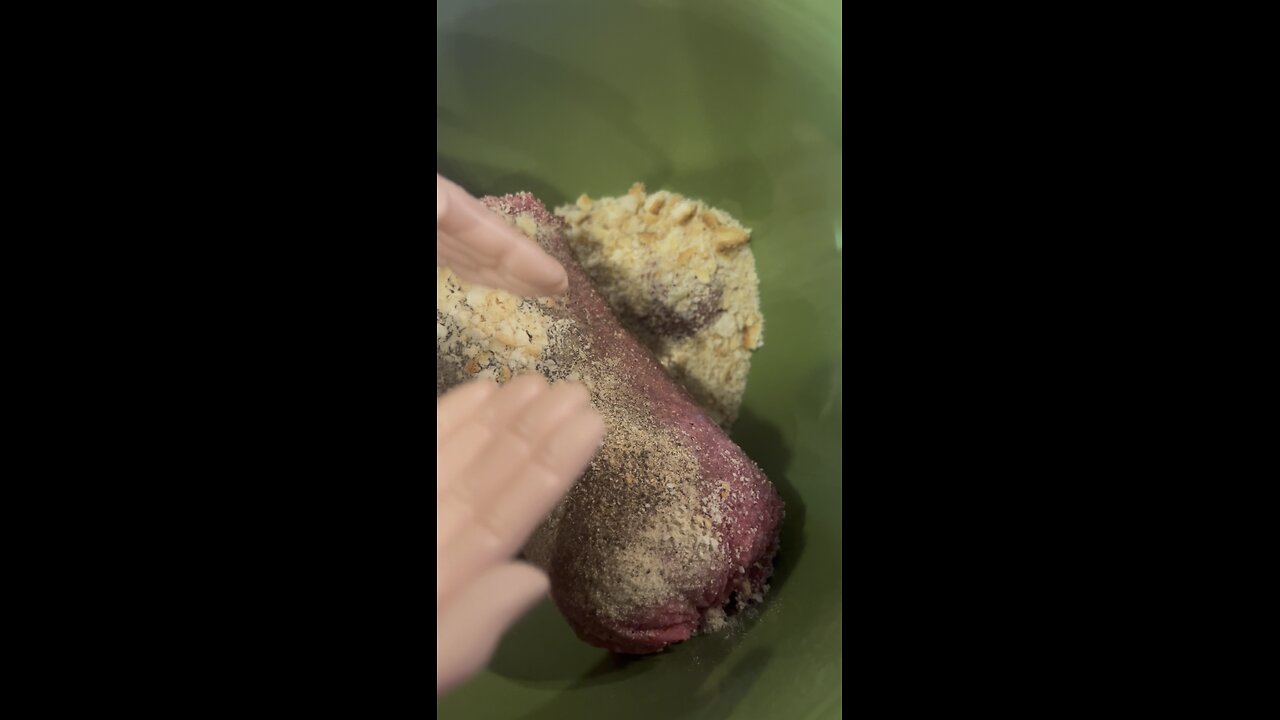 Fried Friday Sliders (FFS) with SPH: tiny hands at work forming tiny patties of meat.