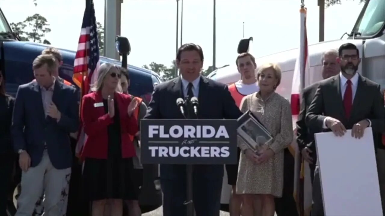 DeSantis Drops NUKE On Whiny Libs in Martha's Vineyard Who Support Open Borders