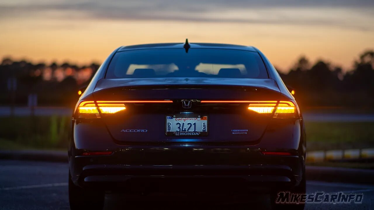 👉AT NIGHT: New Honda Accord Hybrid Touring -- Interior & Exterior Lights + Night Drive