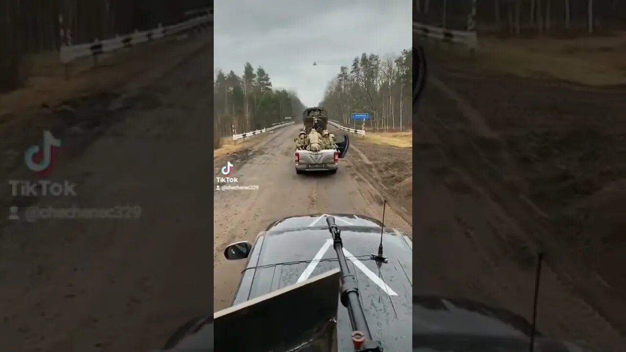 Чеченский спецназ на пикапах.