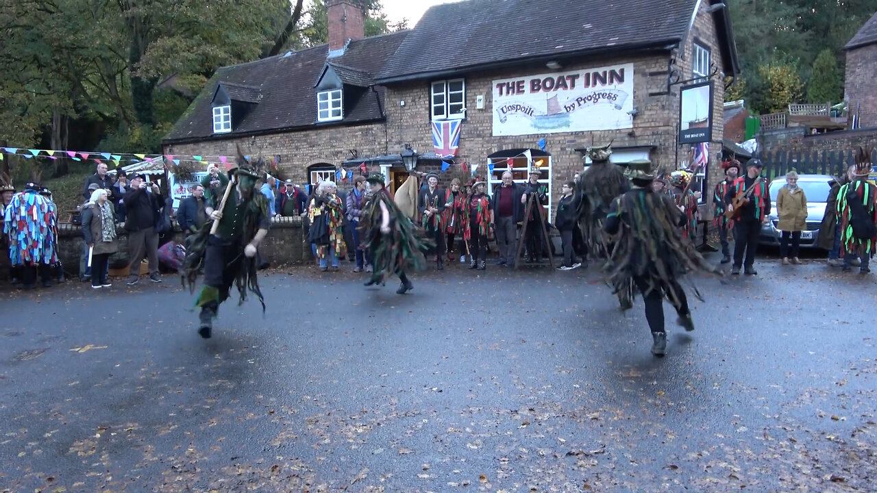 Ragged Oak Border Morris - Guardians - The Boat Inn - Jackfield - Samhain on the Severn - 2023