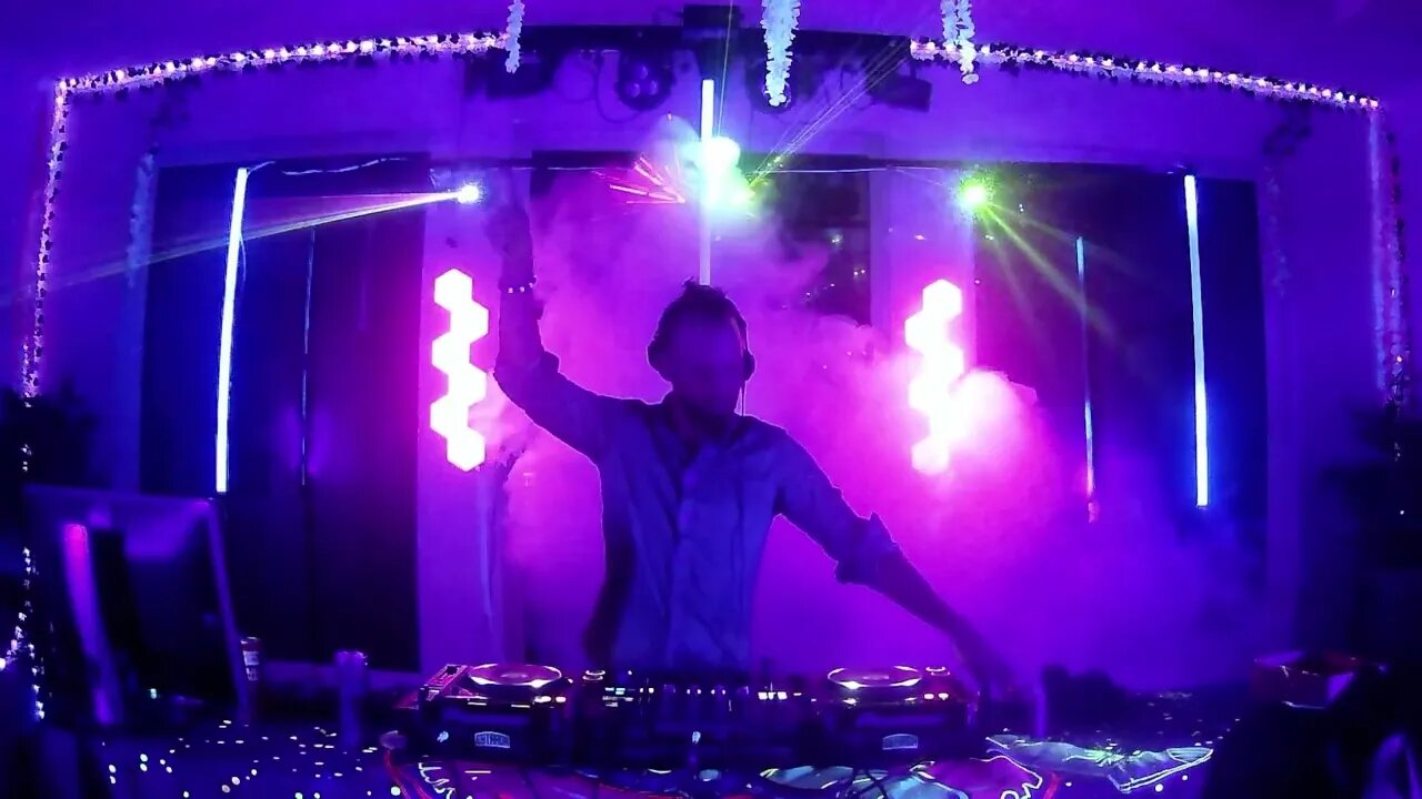 Mathame "Nothing around us" clip | DropNinja | Livestream Highlight #ttv #dj #melodictechno