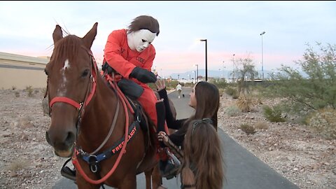 Michael Myers on horseback terrorizes Las Vegas neighborhoods with free candy