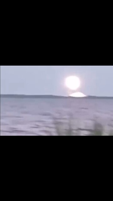 Unidentified Underwater Phenomenon Becomes Unidentified Aerial Phenomenon - HaloRock