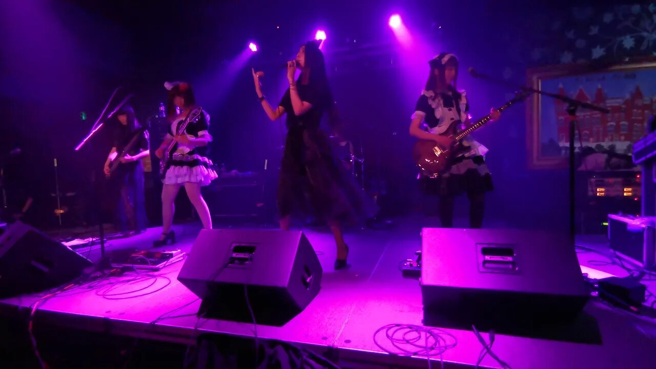 Band-Maid in Dallas song Clang