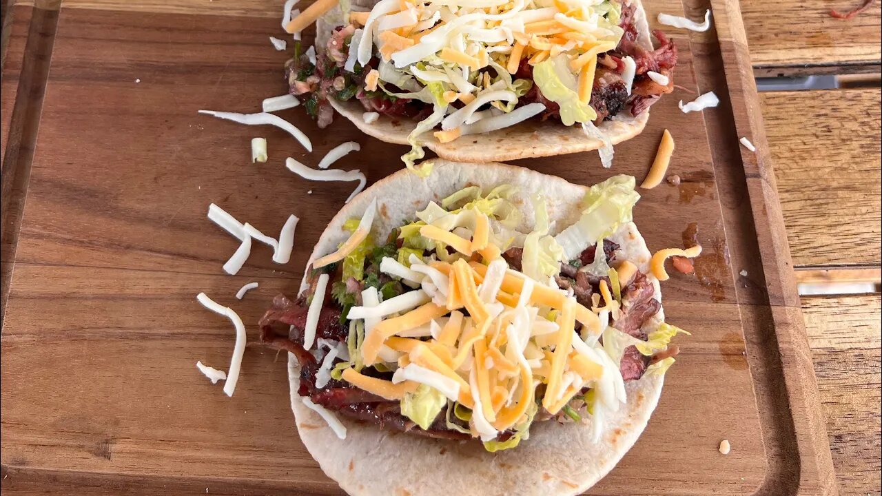 Crispy pulled beef tacos