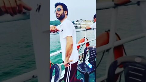 Tu Khud Ki Khouj Mein Nikal #motivation #motivationalvideo #subscribe #like #shorts #viral #ytshort