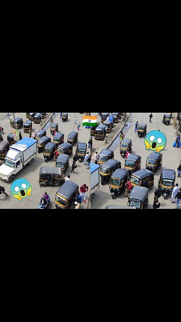 Indian Roads | Mumbai | Bandra railway station road
