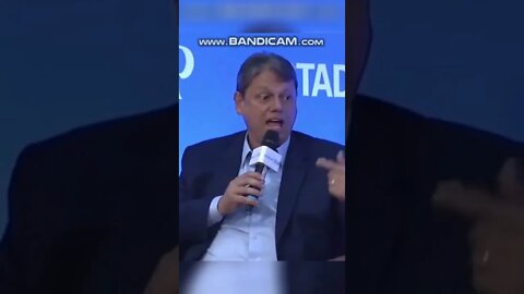Tarcísio afiadíssimo
